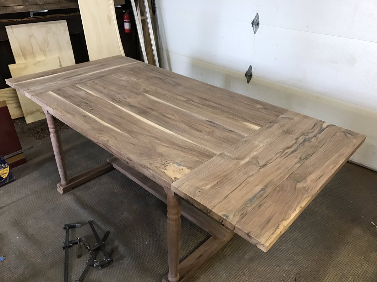 mccauleysdesign's tweet photo. Here it is with the leaves installed. #mccauleysdesign #customfurniture #walnut https://t.co/gsIq4sKUun