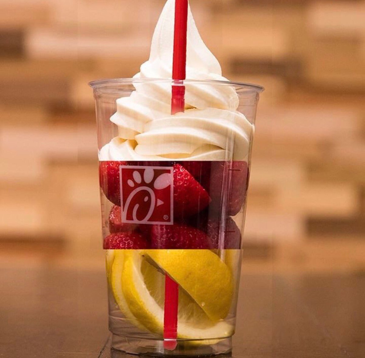 CFAWells's tweet photo. 🍋🍓 The latest Spring flavor is here – NEW Seasonal Frosted Strawberry Lemonade! 🍓🍋 https://t.co/3SyC9oto7P