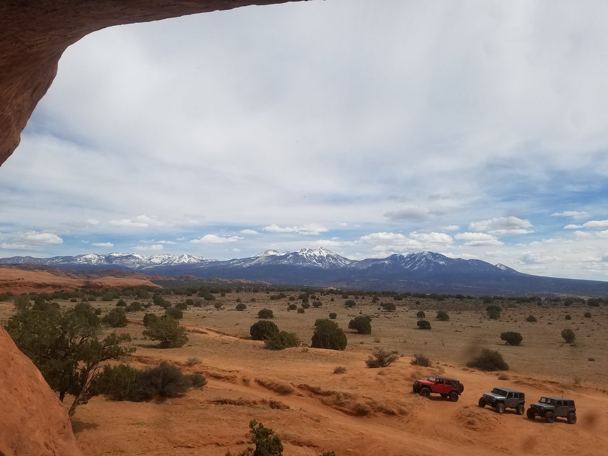 HuggiBearZ's tweet photo. Headed home from Moab. Ready to come home but I'm gonna miss the scenery. https://t.co/cAf2jRKZcQ