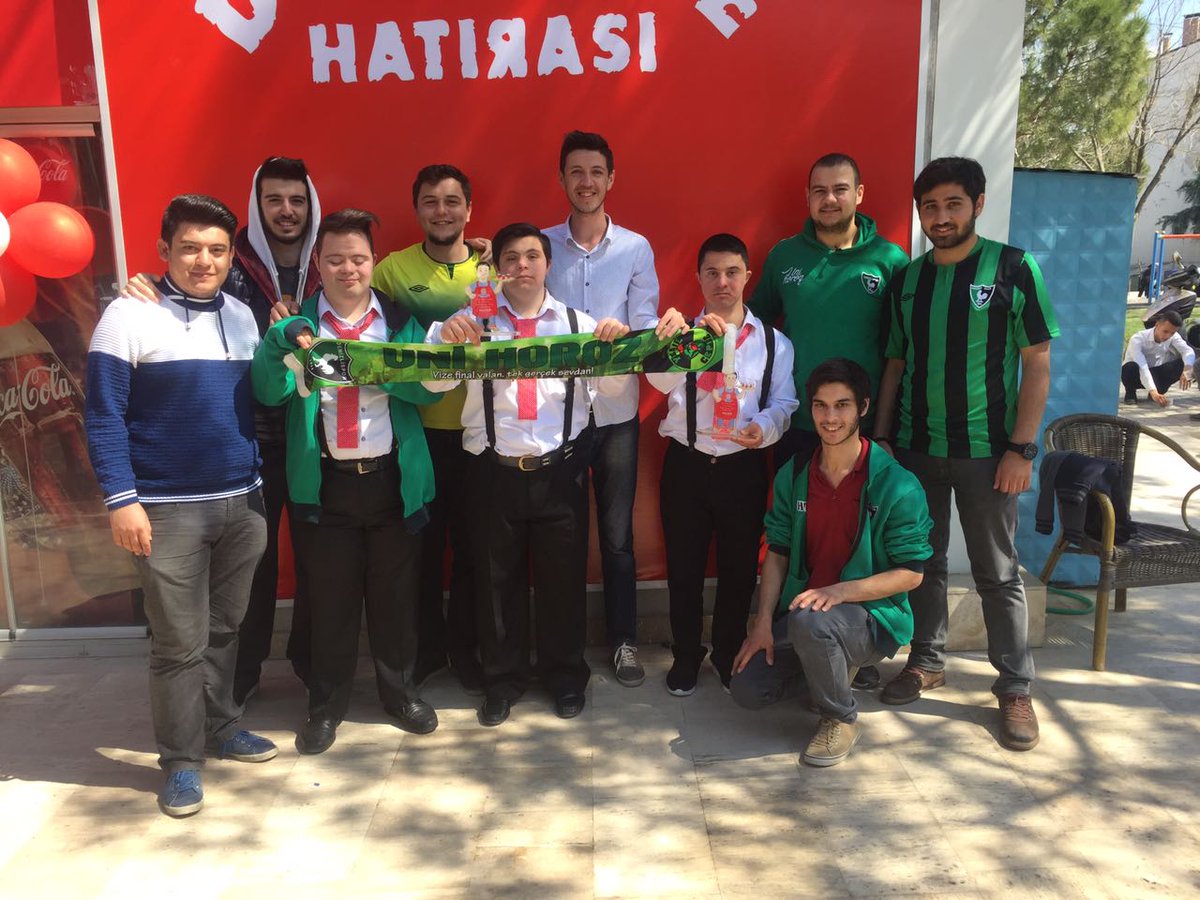 21 Mart Dünya Down Sendromlular Farkındalık Günü 🙋

Gerçek dostlar kromozom saymaz.