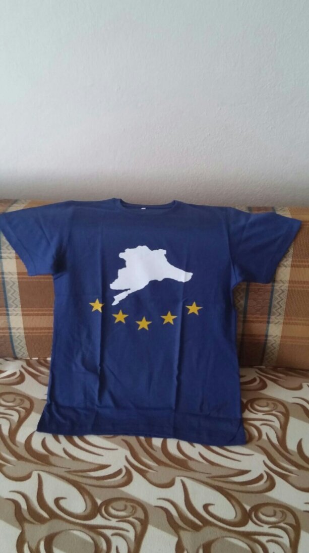 thracearmy's tweet photo. Bu twiti RT'leyen ve bizi takip eden bir kişiye Trakya Defence tişörtü hediye ediyoruz. https://t.co/8yF8GCUn2Y