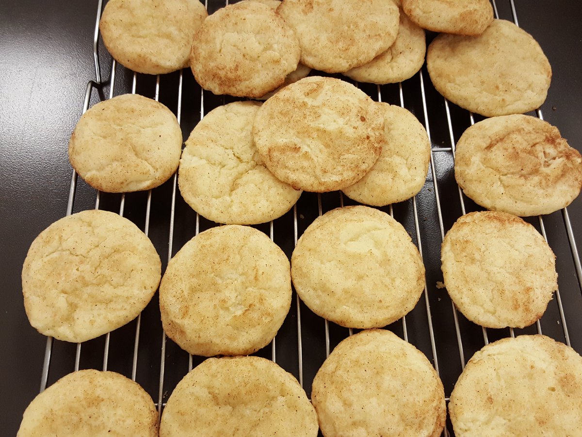 FACS_LHS210's tweet photo. Molded cookie lab in Food Prep! #GoLemont #FACSclasses https://t.co/LQt7WQczYb