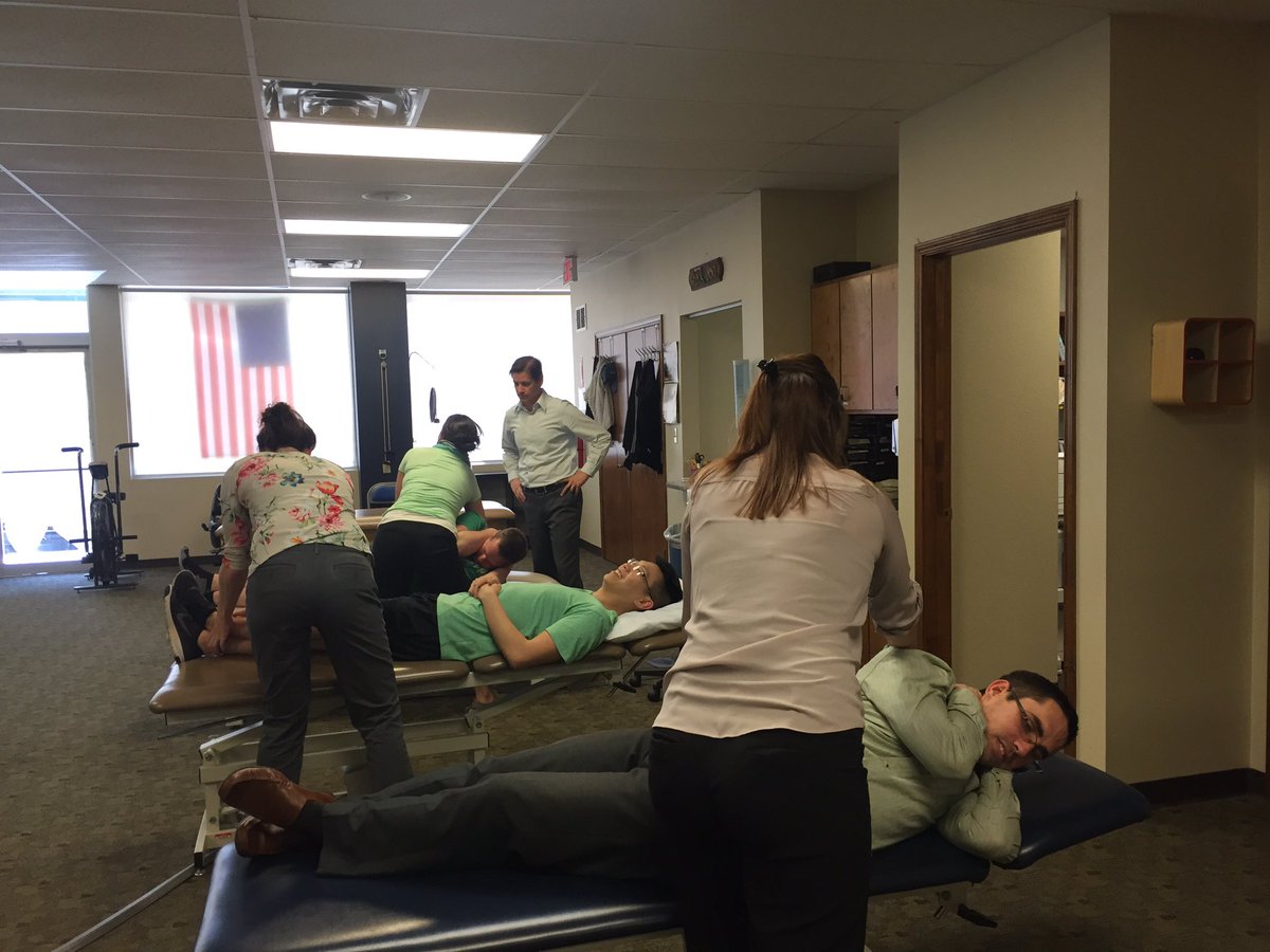 BrettBeuning's tweet photo. Three different schools @southcollegedpt represented in lab today, all taught this manipulation by @timothywflynn. https://t.co/hi87qSmqBe