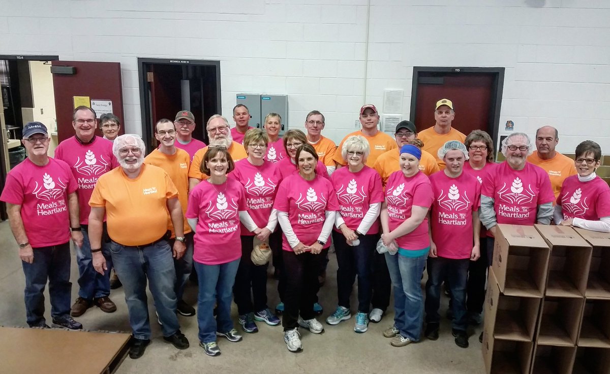 MftH's tweet image. When this Audubon, IA, crew isn&apos;t packing meals, they serve them alongside @Blessman_Intl in South Africa! ❤ #fullcircleservice #loveit