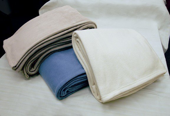 ImageTextile's tweet image. #Fleece blankets are ideal for any season! imagetextile.com/bedding/blanke…