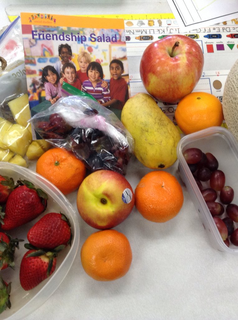 PrimaryNg's tweet photo. Young Chefs @basinviewdrive are making Friendship Fruit Salad today! #NSschooleats https://t.co/rsVfixg6BI