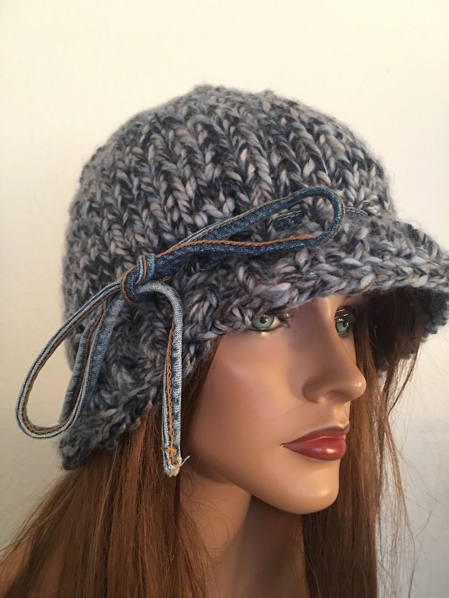 SOHEYLLA's tweet photo. BIG BIG SALE 15% OFF #HandKnits2Love #beanie #hat #female #designer #fahison #hip #eBay #EMobileMY @ebay @ebayrt https://t.co/TsEAUpOWzv https://t.co/qpLnKQ4VSK