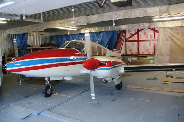 gabuyer's tweet image. #PiperAztec For Sale. Canada. 1973. 6PAX. Always Hangared. 2 Blade Propeller. #pistonaircraftforsale ow.ly/uUcZ30a4oVh