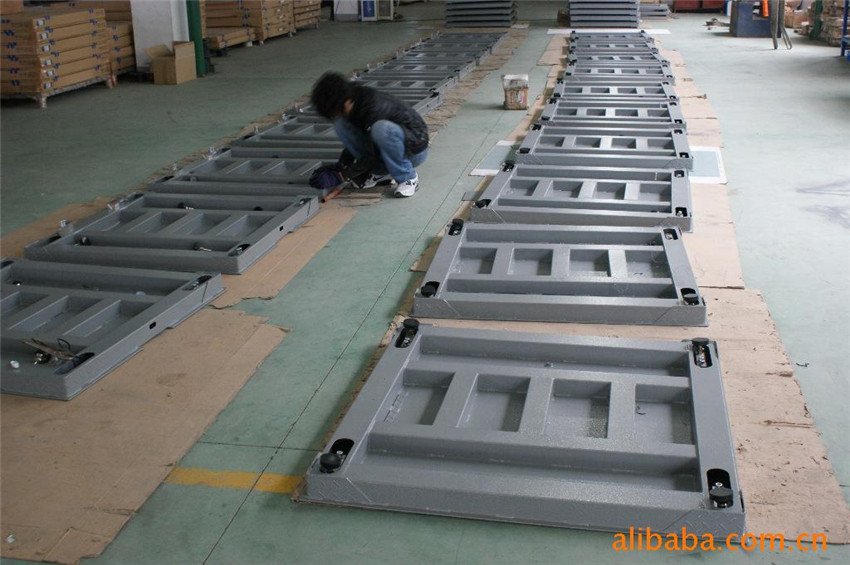 Weighing floor scale,its indicator with built-in printer.