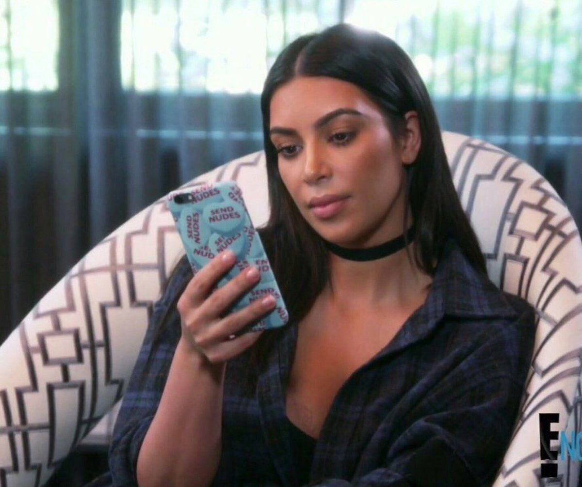 Its_North_West's tweet photo. i can't believe my boo who doesn't know they're my boo hasn't text me back yet even tho i haven't texted them or ever will, the fuckin nerve https://t.co/oDGY52d9Tr