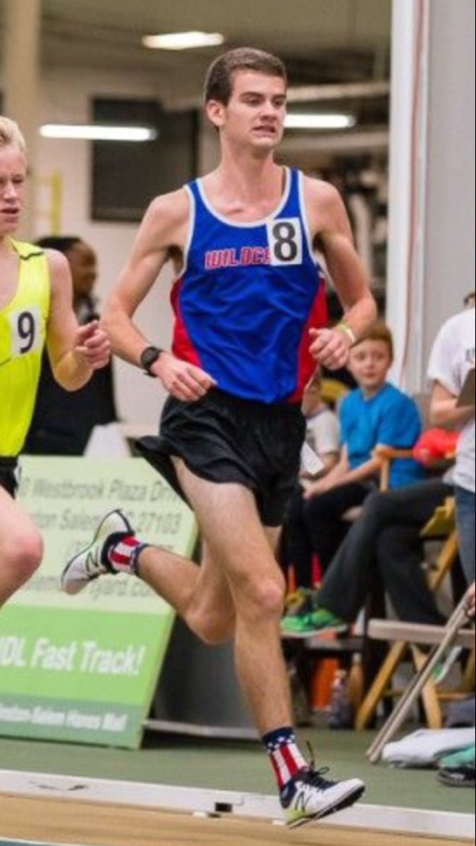 cameronlee08's tweet photo. Very excited to make it official and join the university of Charleston cross county and track team next year!! https://t.co/71qlZGAW7B