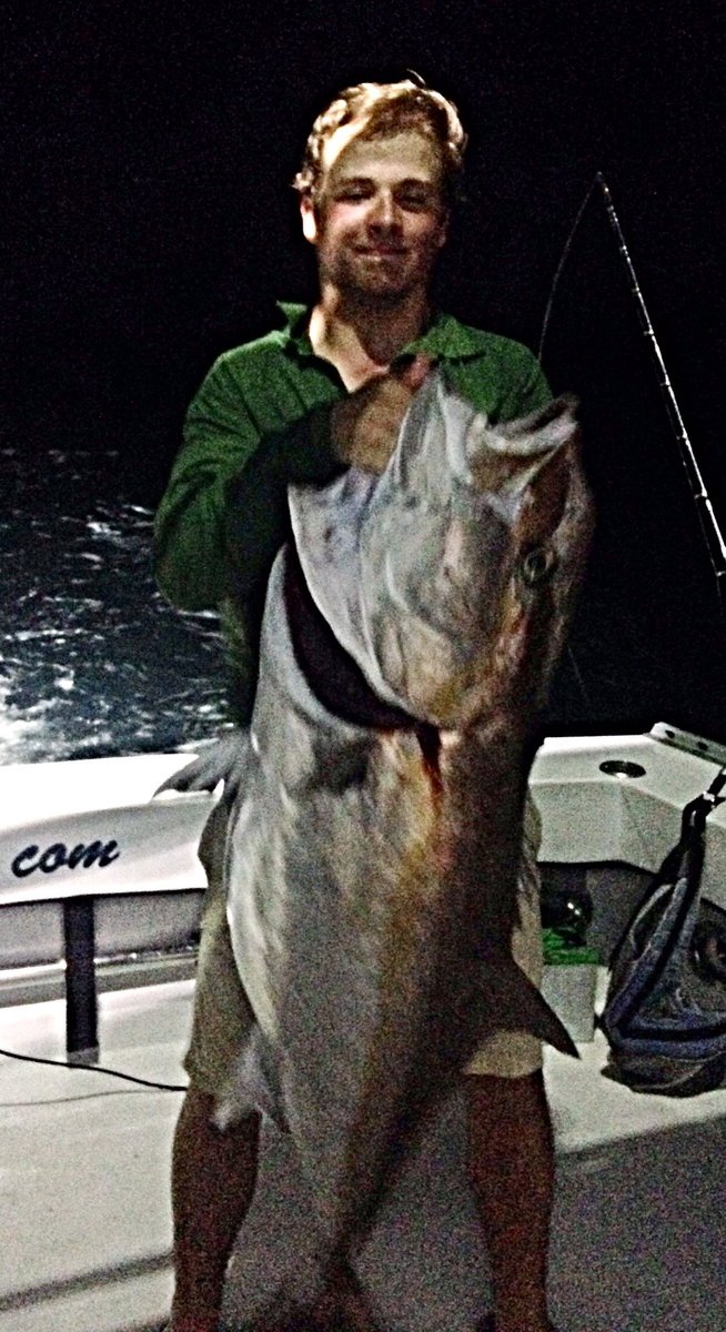 Every now and then the camera man gets to fish. But this time he got more than he wanted. <a href="/FinCommander/">Fin Commander</a> #reefdonkey