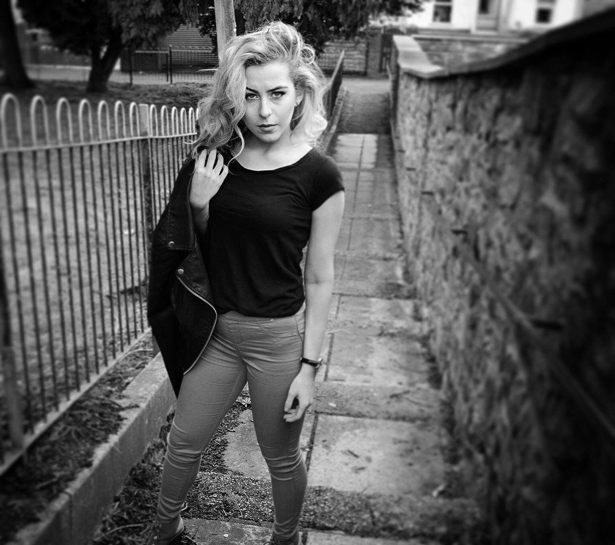 EmmieRHCP's tweet photo. #emmiemaythomas https://t.co/Rt1Qhunmnh
