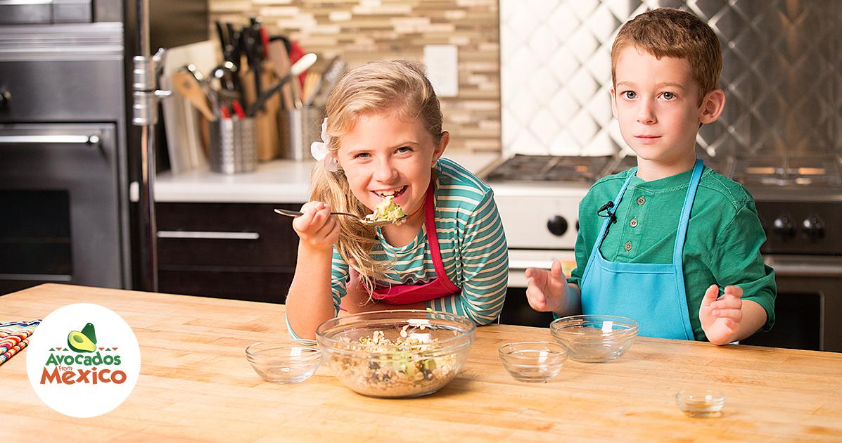 aarlreviews's tweet photo. Submit a video of you and your Mini Chef cooking together and you could win $1,000! #MiniChefSweepstakes - https://t.co/mD4EFjCXfa https://t.co/WJsJGiVndi