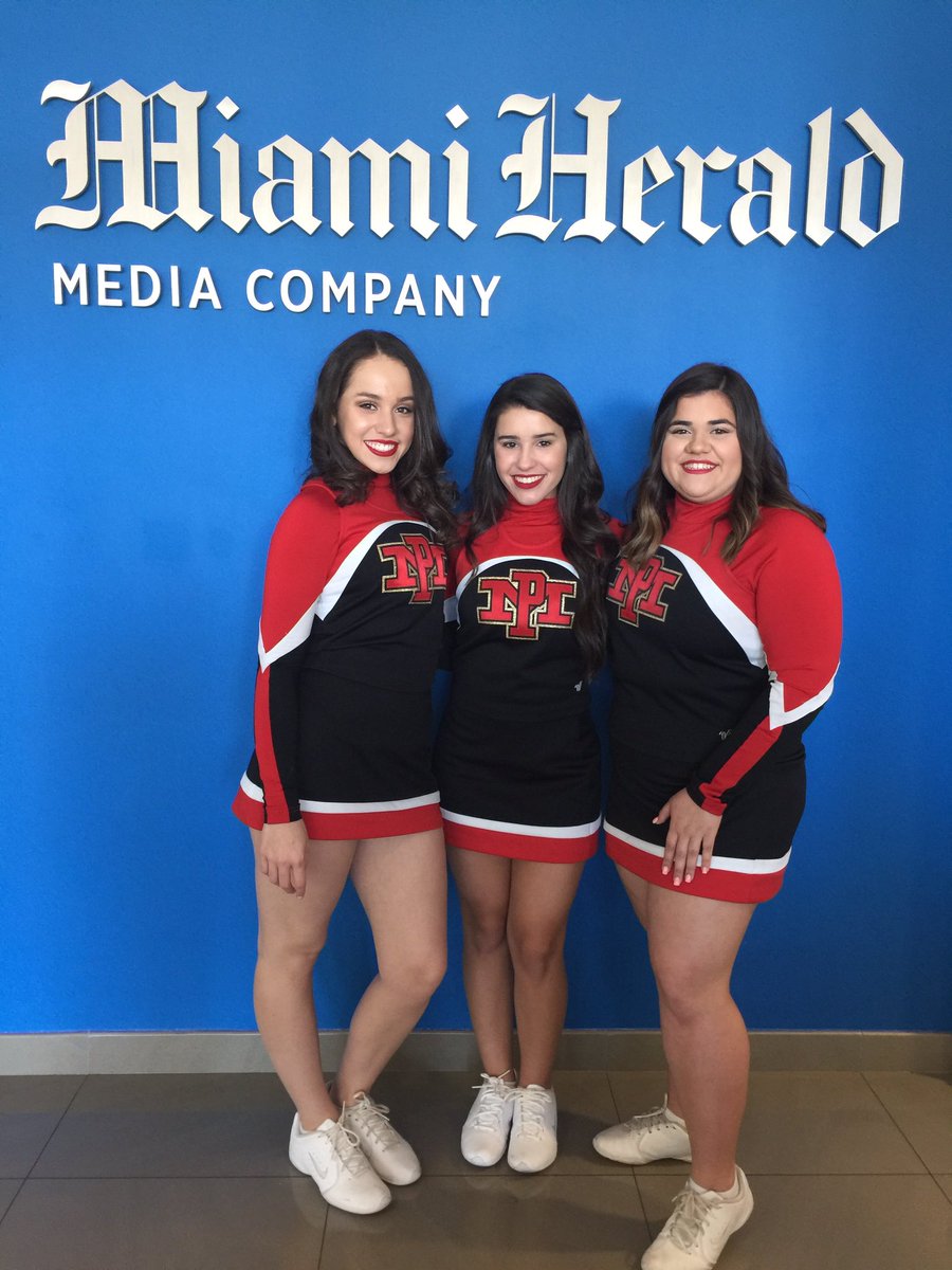 PaceCheer's tweet photo. ALL-DADE 2016-2017 ❤️ https://t.co/Dit09NbiMS