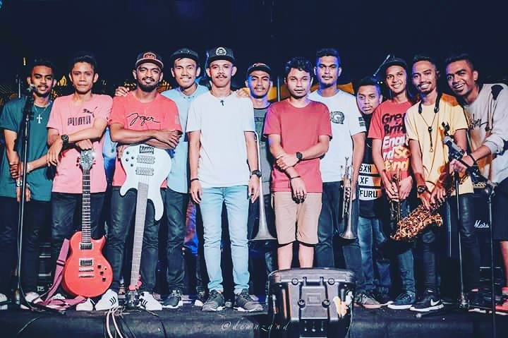 senibeta's tweet photo. Softeast and friends #senibeta4 https://t.co/yPuWiaF0Ff