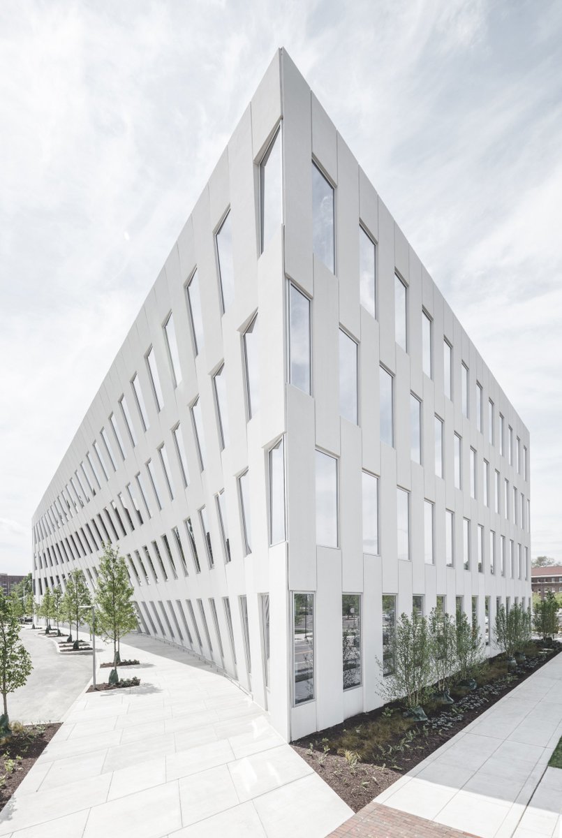 BIG_Architects's tweet photo. VOTE 1200 Intrepid in the Architecture + Prefab category!  https://t.co/xcUOlfku9E #1200Intrepid for @Architizer A+ Award https://t.co/GVSdXMDgdl