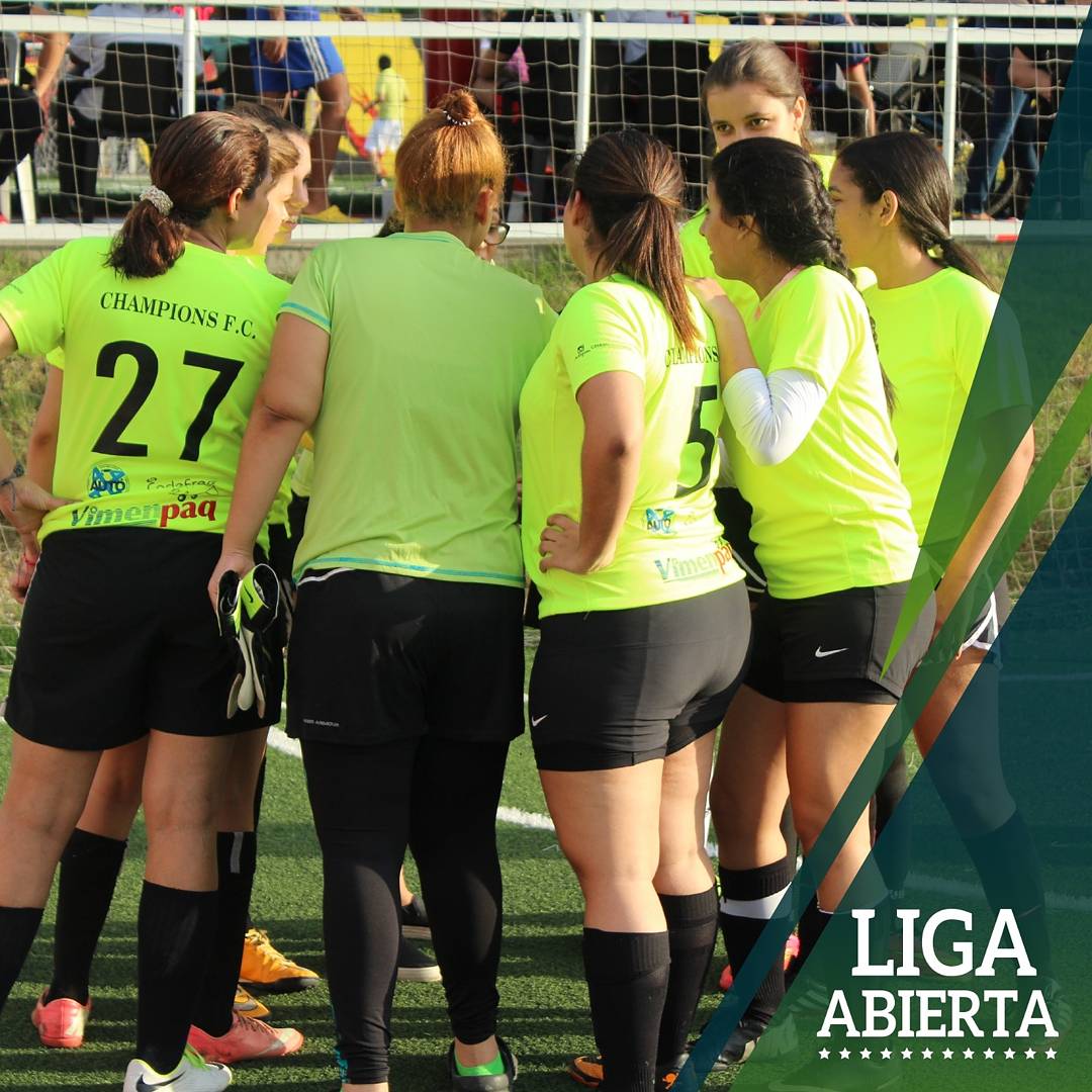 Arma el equipo que tú quieras y arranca para #CityFC 809-565-1666 #yourchosenfamily