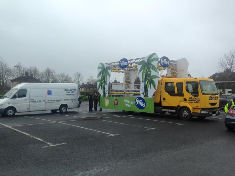 Hi #louthchat #kookee - We built our first float ever for @FreddyFyffesIre in <a href="/stpatricksdaydd/">St. Patrick's Day</a> - Fab fun and it won #bestfloat #TEAMDundalk