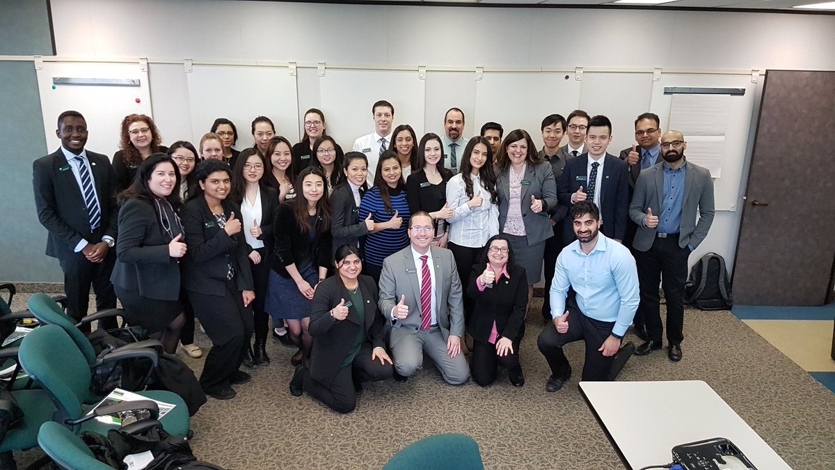 New to TD Breakfast! A great group ready to win in YEG! Welcome to TD! @Lcolangelo_TD <a href="/AnnechristineG/">Anne-Christine Gagné</a> @JDerrick_TD