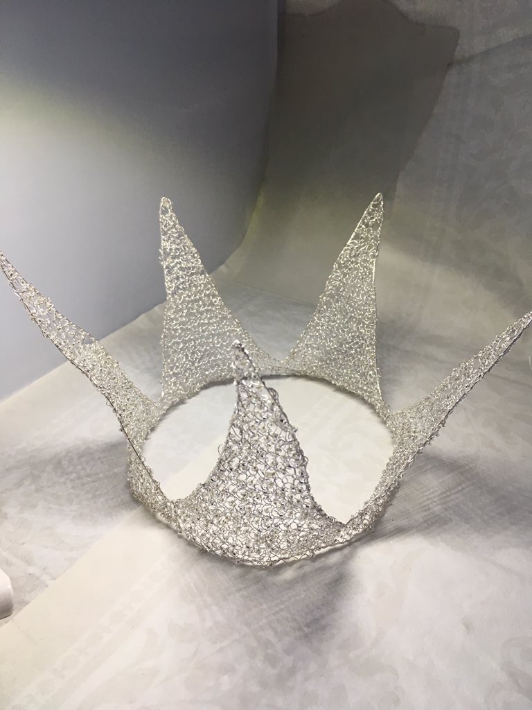pearlysmith's tweet photo. Three of my knitted crowns all made since #sbsevent2017 #sbswinnershour - happy to make to order https://t.co/jpeOd8JaxY