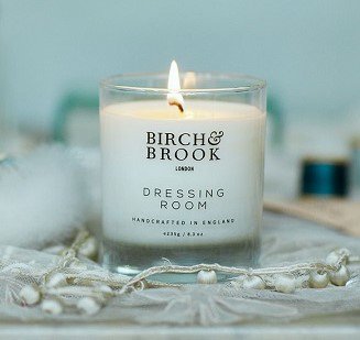 BirchandBrook's tweet photo. For your chance to win 1 of our #candles, visit our Facebook page: https://t.co/V3Spg4yYxa #nationalfragranceday https://t.co/hZa8vk37NA