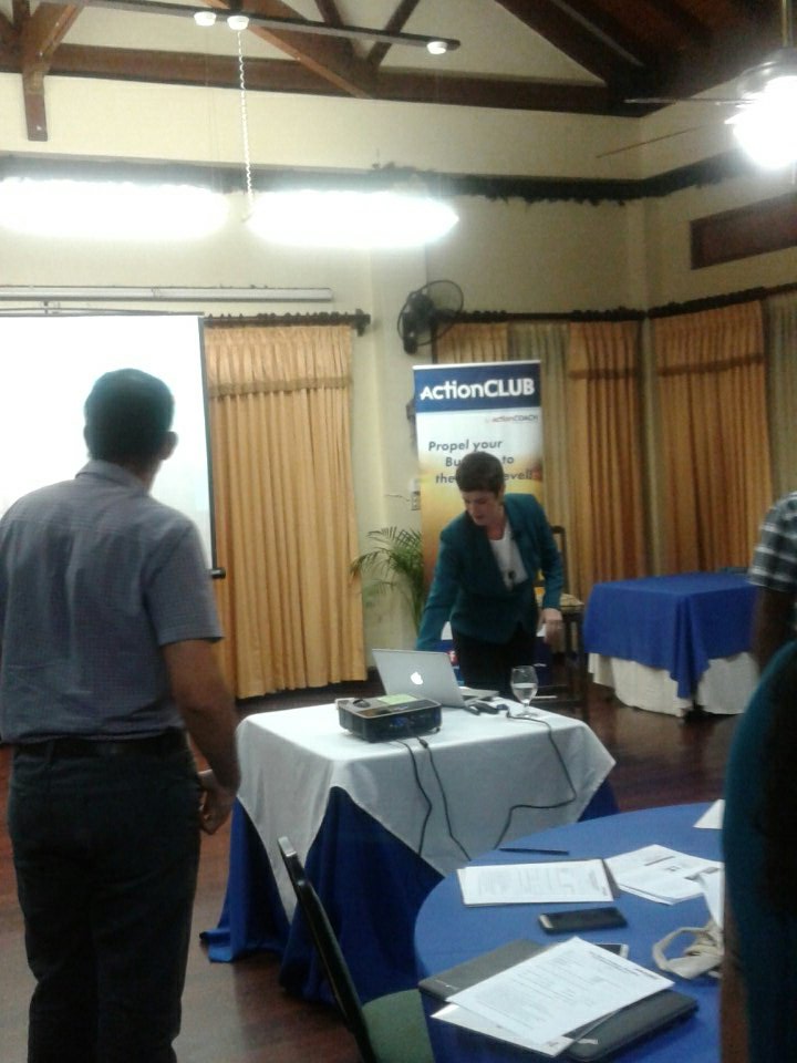 ErrandsMaven's tweet photo. @ActionCOACHja did an awesome session today! Look out for change! #timemastery #defaultdiary #businesschasis https://t.co/lpwGrWh3Zb