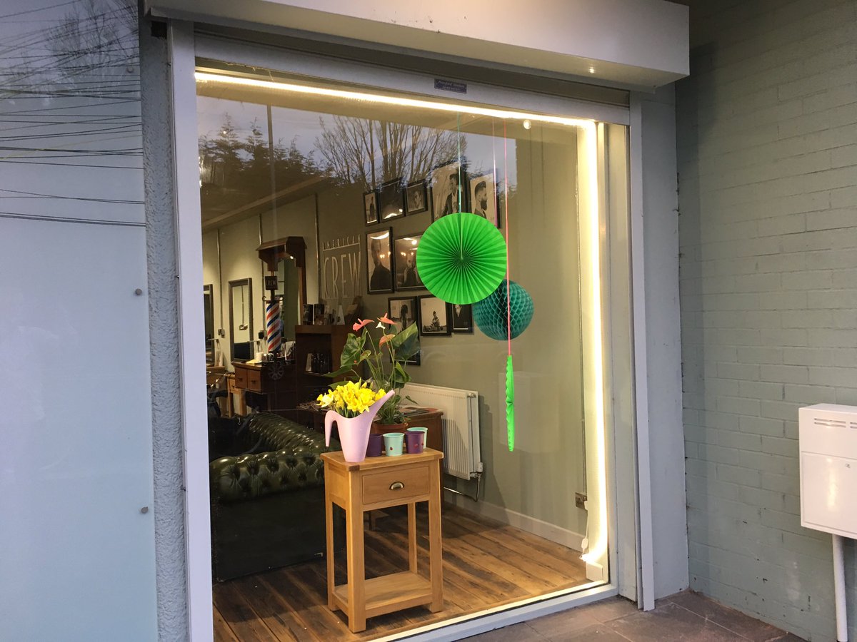 HairCarlin's tweet image. @NBelfasthour @Castlelocksmit1 @pizzaworksbfast r #springwindow coming on well inspired by r work with @belfastcc  @lara_goodall #revitalise