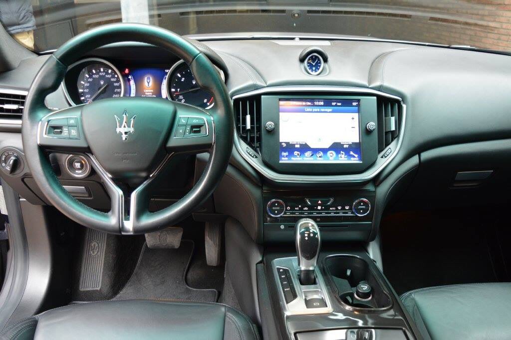 Entrada en stock de un #Maserati #Ghibli diésel con 38.000 km y vinilado en gris mate.

#maseratighibli #ghiblidiesel #lpmotor