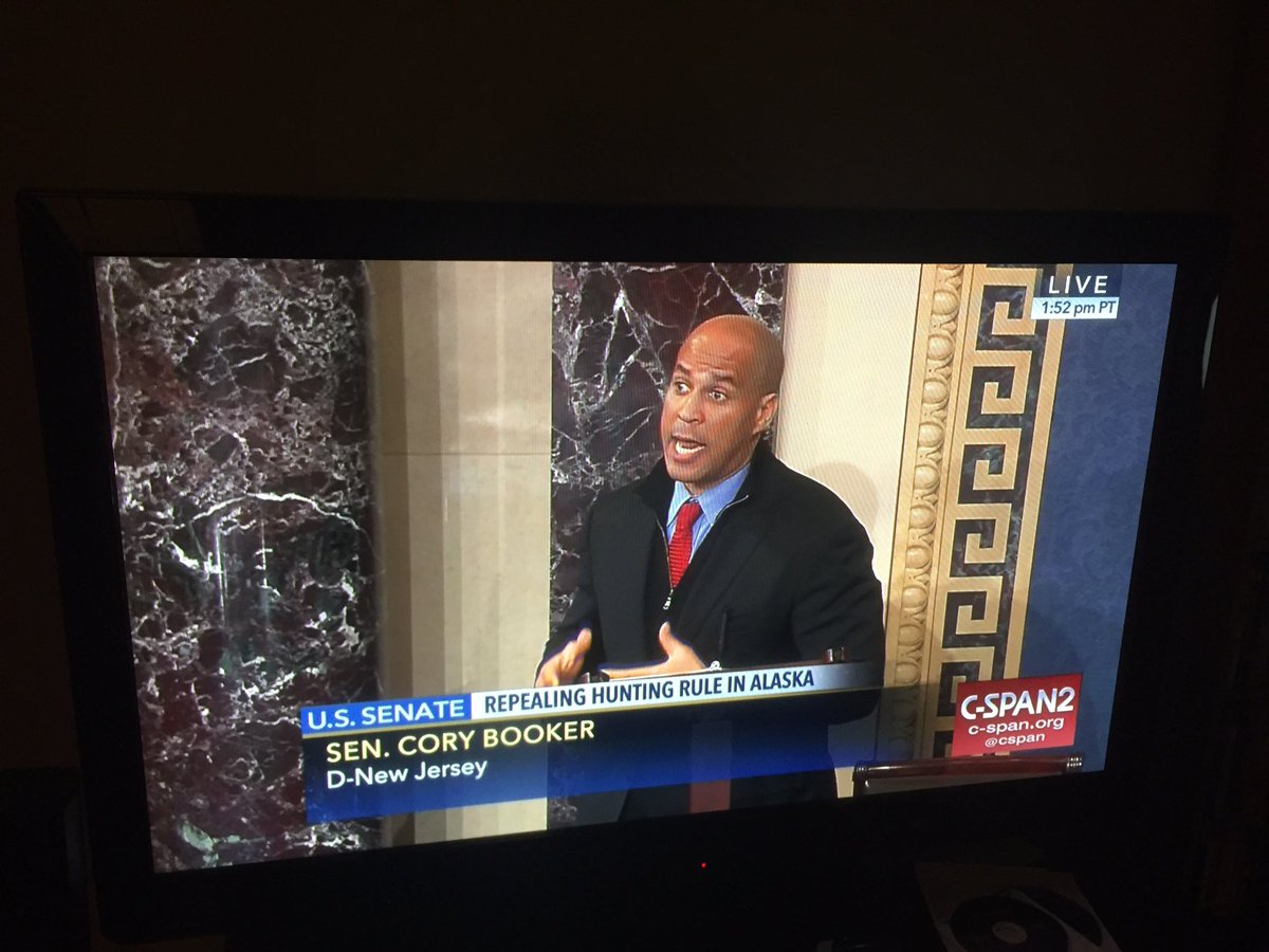 leighobryan's tweet photo. Thank you, Senator @CoryBooker, for speaking out against #sjr18 on the Senate floor! #NoonSJR18 #AttackOnAnimals 🐻🐺 https://t.co/TGUmseTDA1