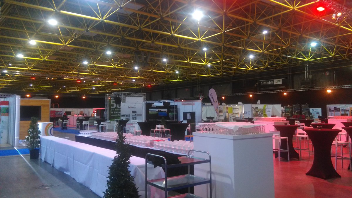 DavidNassen's tweet photo. Iedereen welkom morgen #isbcongres @kortrijkxpo : straffe sprekers en sporttalkshow https://t.co/s9zhS6NdOU