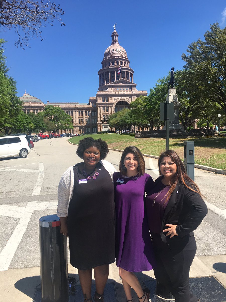 tarleton_serves's tweet photo. Part of Tarleton Serves Exec making an appearance at the Capitol representing Tarleton State University!π#TarletonCapitolDay https://t.co/qwhpV3kpPz