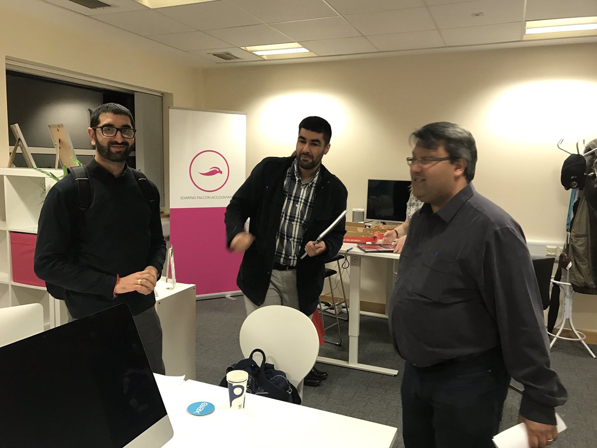 SFAccy's tweet photo. @ACCA_UK #networkpanel meeting with #pizza #advocacy #thinkahead @SFAccy HQ https://t.co/OJuZMwWUOl