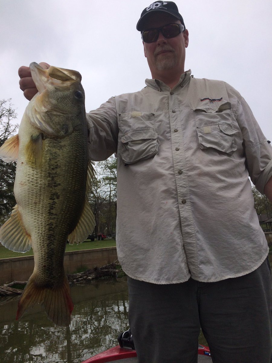 YourLakeForkGyd's tweet photo. Day after day lake Fork just keeps kickin out some awesome fish! #yourlakeforkguide #LakeFork #lftlures #smashtechbaits #limitrodz https://t.co/GZSZ5ChMwA