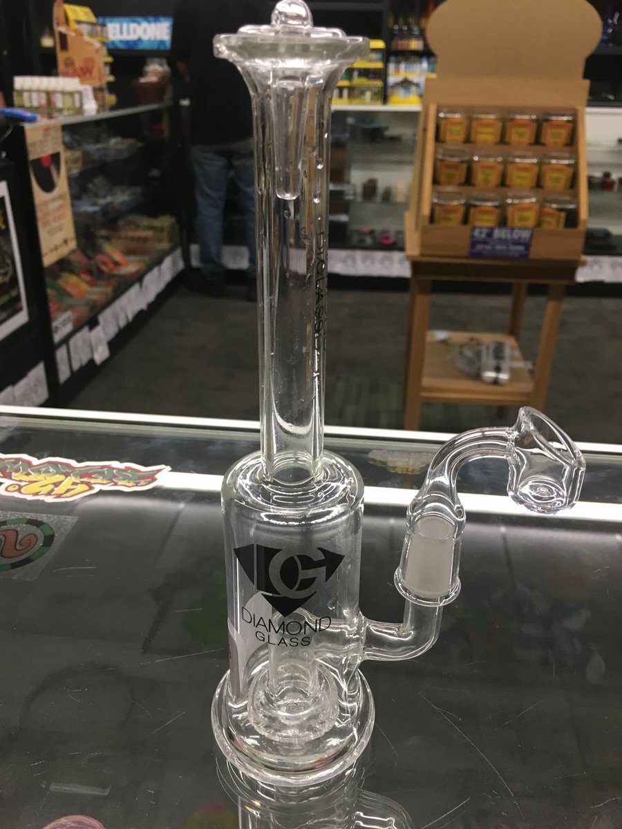 #DealoftheDay • DIAMOND GLASS w/ 14mm QUARTZ BUCKET + LAZIO GLASS CARB CAP FOR • $119.99
#42below