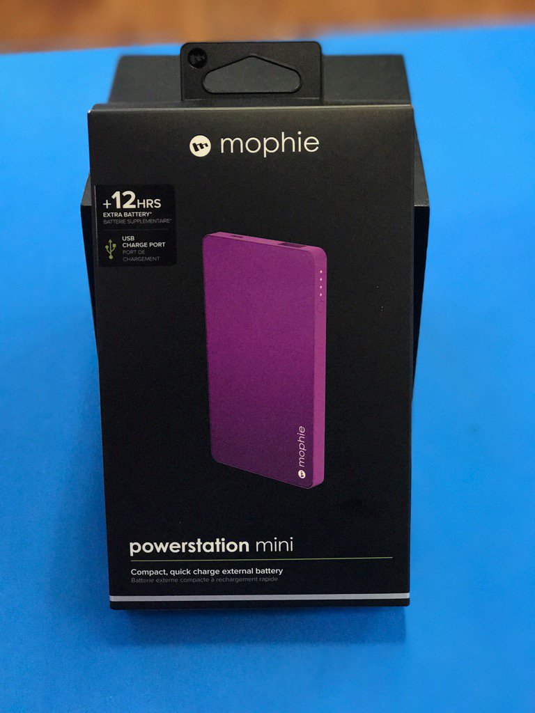 SoundCheckCarly's tweet photo. Need a quick charge when you're on the go?! Stop in and get a Mophie Portable Charger 😊 #gosoundcheck #9208228555 https://t.co/wIOZ88wKL1