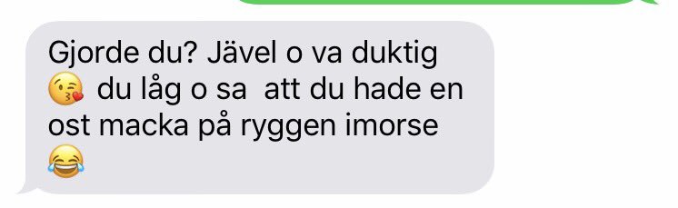 FridaLewin's tweet photo. Varför man inte ska försöka prata med mig kl 6 på morgonen https://t.co/KHvDwwxhsT