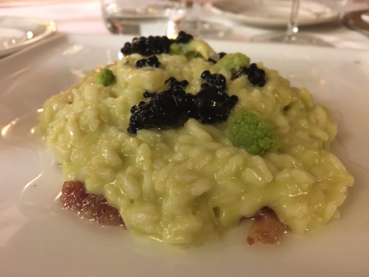 piuturismo's tweet photo. Cenetta ricca e "tipica" al @BorgoLanciano di #Castelraimondo Mc #ciauscolo #tartufo #ripartidaisibillinipro #igersmarche #exploringmarche https://t.co/cMbjBpsjus