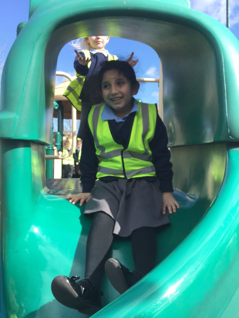 MrsLHByrne's tweet photo. ❤️ These little faces @Inspire_Ashton @BluePlanetUK #schooltrip #makingmemories #livelovelearn https://t.co/q3aDr7E5sy