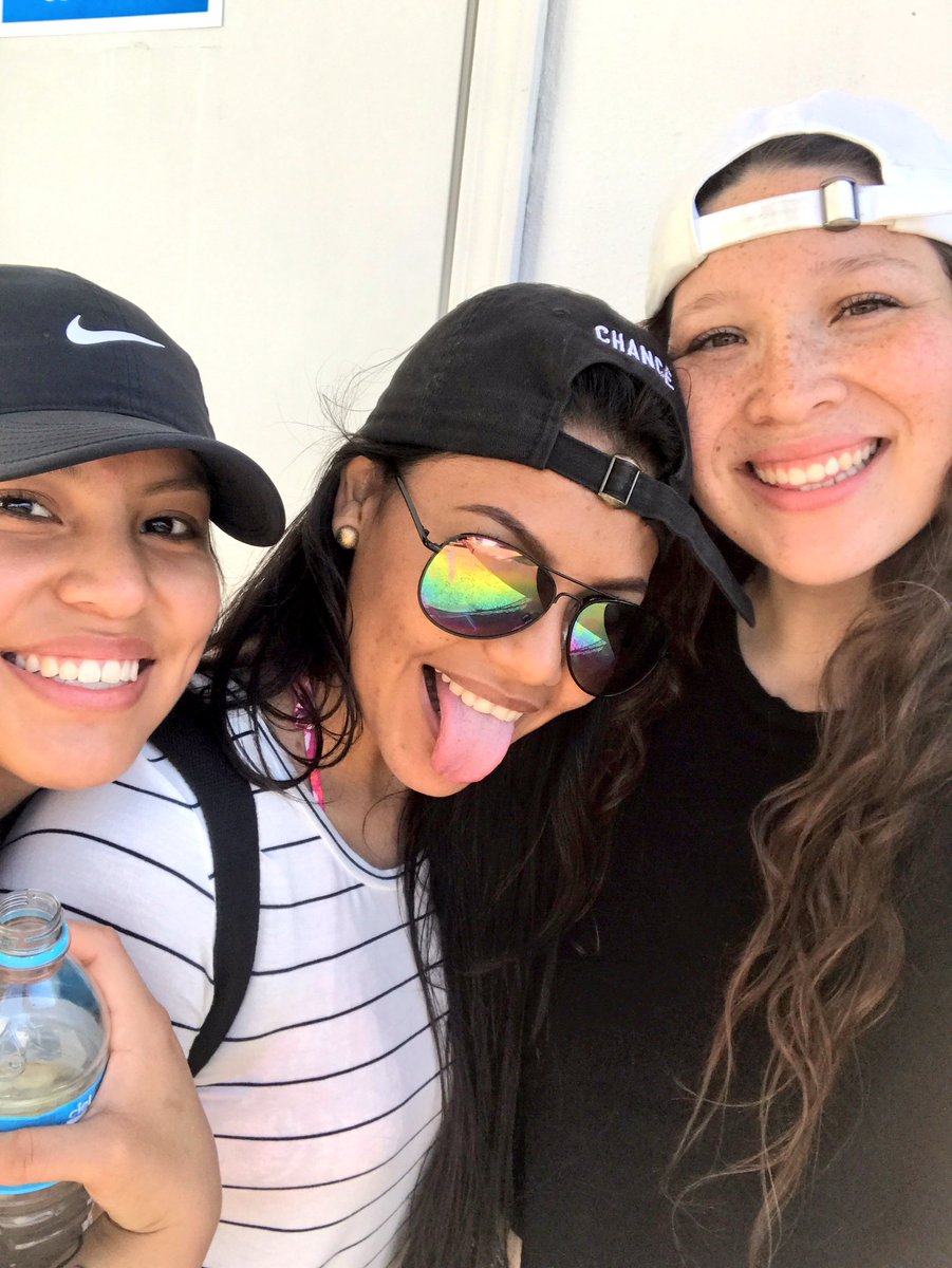 Idalisstar's tweet photo. Let's do all the stupid shit that young kids do 🤘🏽 https://t.co/xjR6zeNhO4