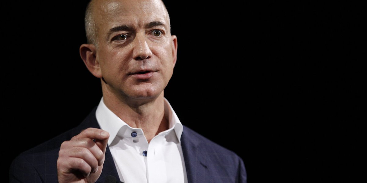 AlexOsterwalder's tweet photo. "We innovate by starting with the customer and working backwards. That becomes the touchstone for how we invent.” — @JeffBezos https://t.co/q3KwxtNhSx