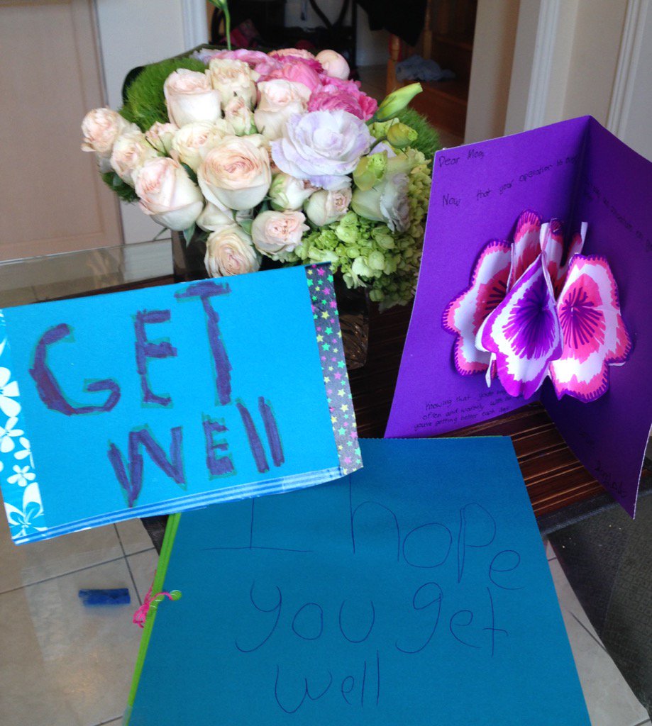 Asha_Girdhar's tweet photo. A pick-me-up to keep me smiling! From my girls and workfamily! Tks @KristinaCleary @brendanmreid #makesworkbetter https://t.co/cTdSjWwhe2
