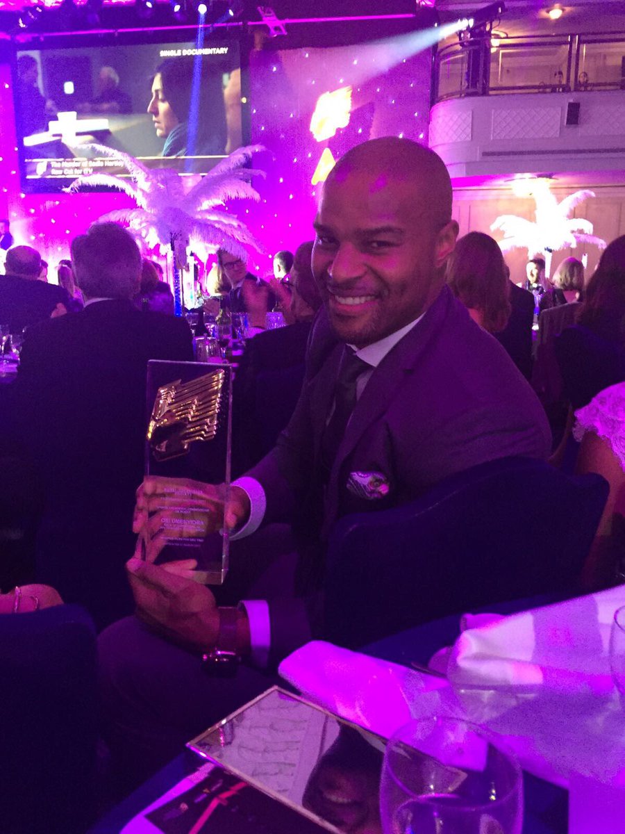 The Man! <a href="/OsiUmenyiora/">OSI</a> picking up the royal television society award tonight for best sports presenter. Boom! #nfluk
