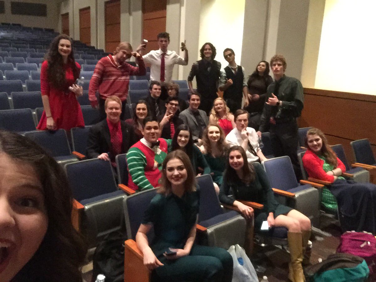 ghsoneact's tweet photo. @GHSTheatre1574 Reckless cast is ready for awards!!!! https://t.co/leNNptMZ2H