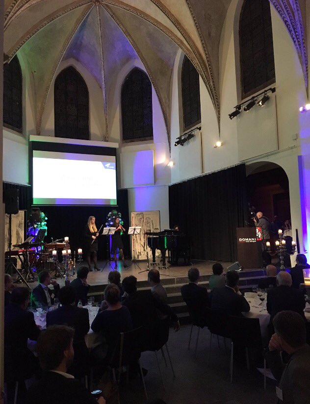 Indrukwekkend en sfeervol Network Dinner <a href="/DomaniVenlo/">Domani-venlo</a> als aftrap van het #C2C Congres  in Venlo <a href="/C2CVenlo/">C2C Venlo</a> <a href="/DuurzaamGebouwd/">Duurzaam Gebouwd</a> <a href="/gemeentevenlo/">Gemeente Venlo</a>