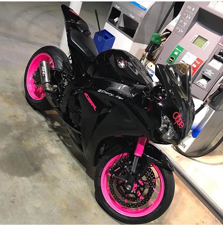 _BoobaLicious's tweet photo. #HondaBebeeee π #BikeLifeee π€ https://t.co/lQaZJheP8s