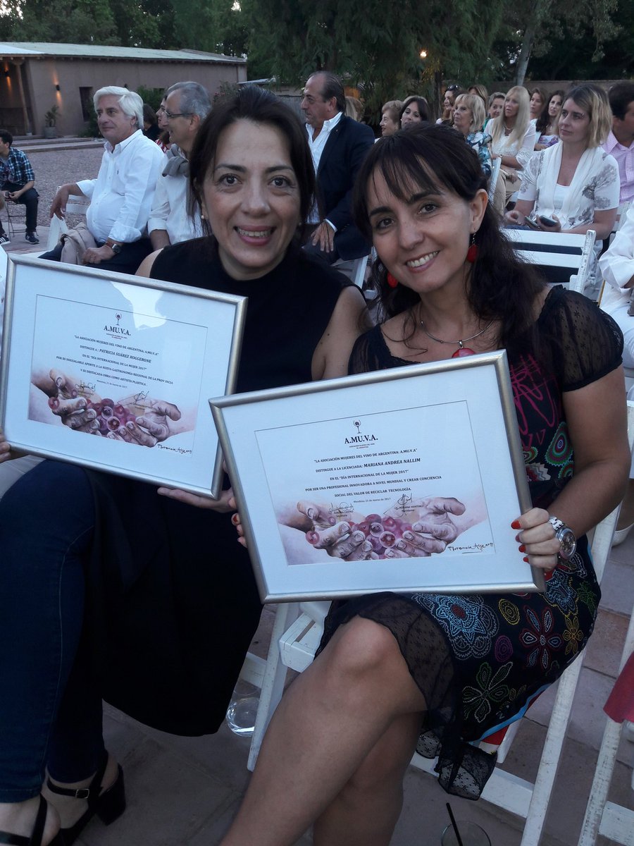 <a href="/psgartcook/">PatriSuarezRoggerone</a> como te quiero felicitaciones