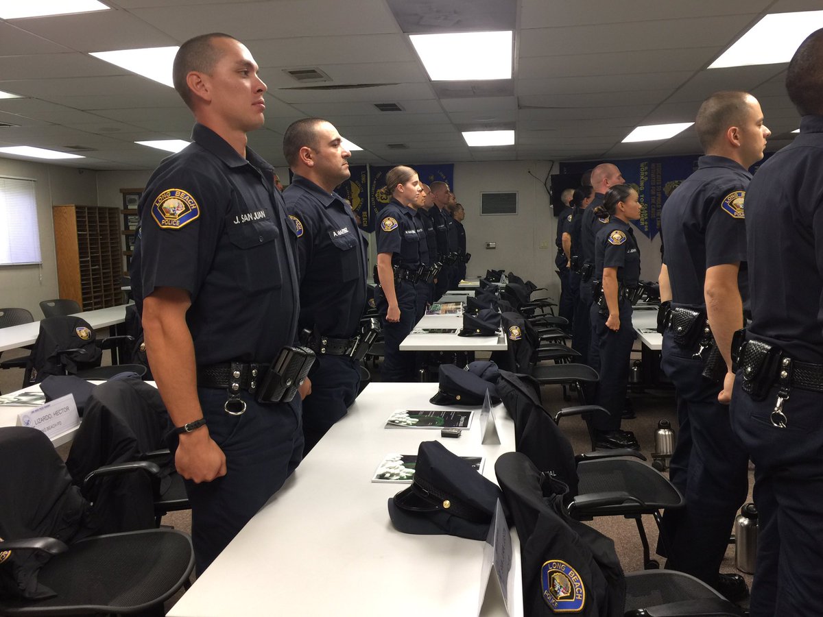 LBPoliceFoundat's tweet photo. Congrats police academy class # 90! @LBPoliceFoundat honoring them with a gift- drug id guides. We'll see you Thursday for graduation! #lbpf https://t.co/cePztn9dZs