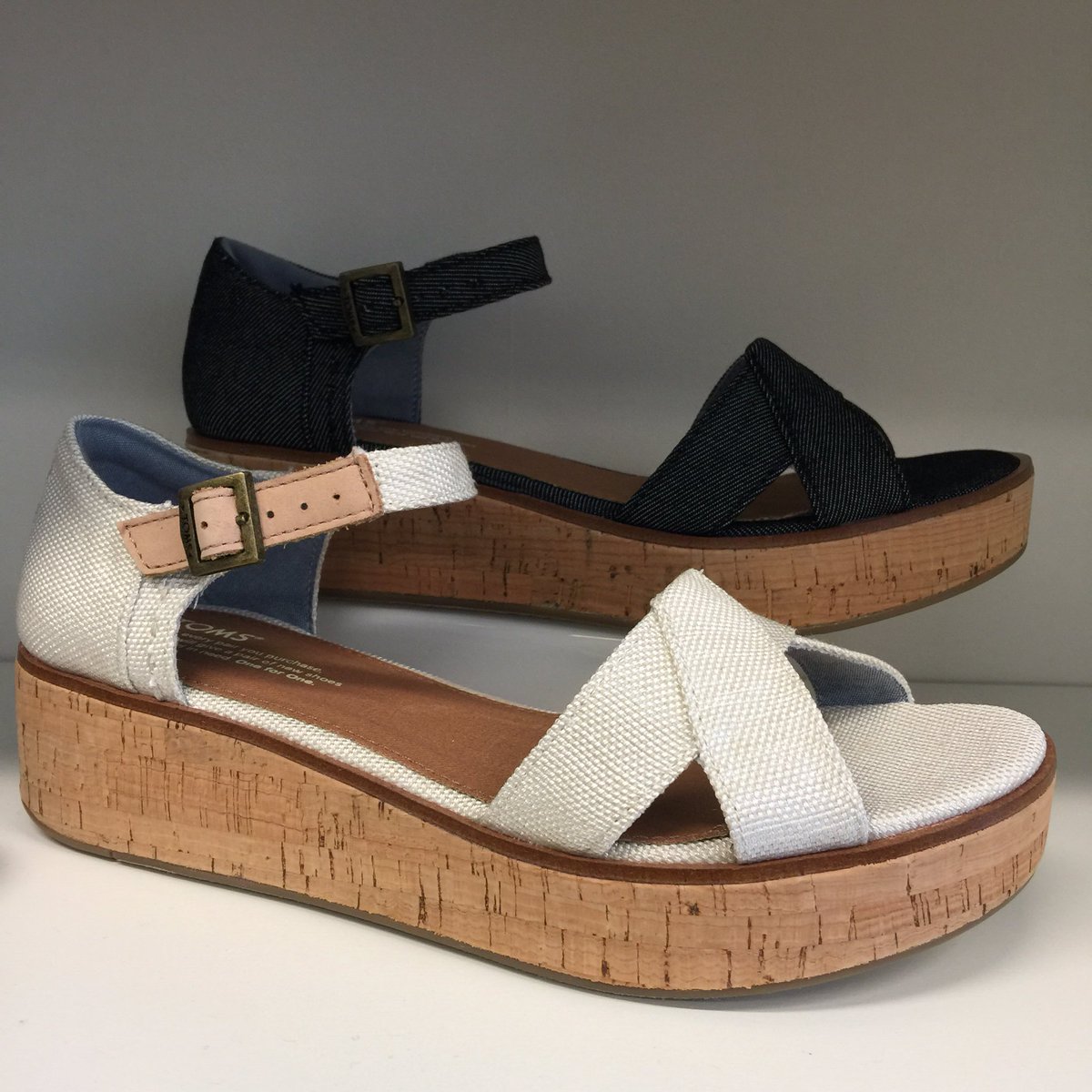 eshoesdirect's tweet photo. #shop the new #Harper #sandal by #toms @eshoesdirect here for £59.99 https://t.co/LzUDZoCMcU #eshoes #tomsuk #sandals #summer #new https://t.co/V9A3gxo9aB