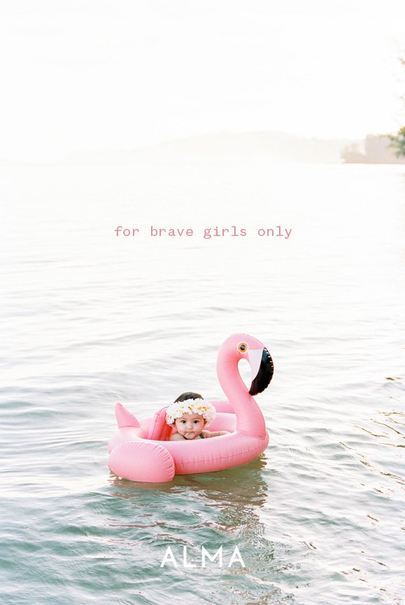 SalonMamaCom's tweet photo. #forbravegirlsonly —> https://t.co/TplKbx59vi #shampoo #comingsoon #madeinaustria @DiePresse_Schau @KURIERat @Forbesaustria @EditionF_com https://t.co/Crik5nNKf6